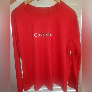 NWT Calvin Klein long sleeve T-shirt